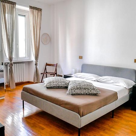 Modern 1 Bedroom Near Metro Roma Exterior foto