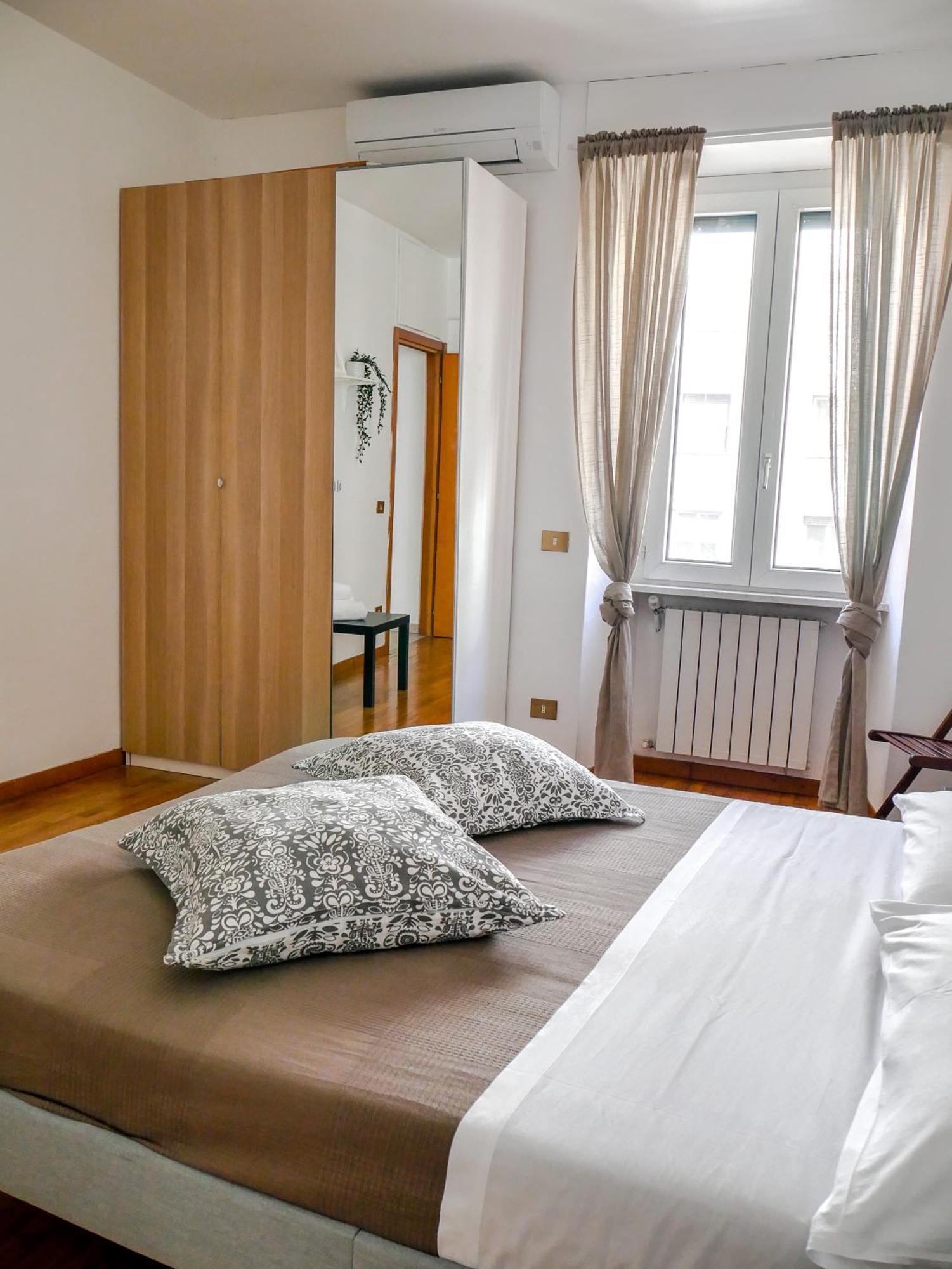 Modern 1 Bedroom Near Metro Roma Exterior foto